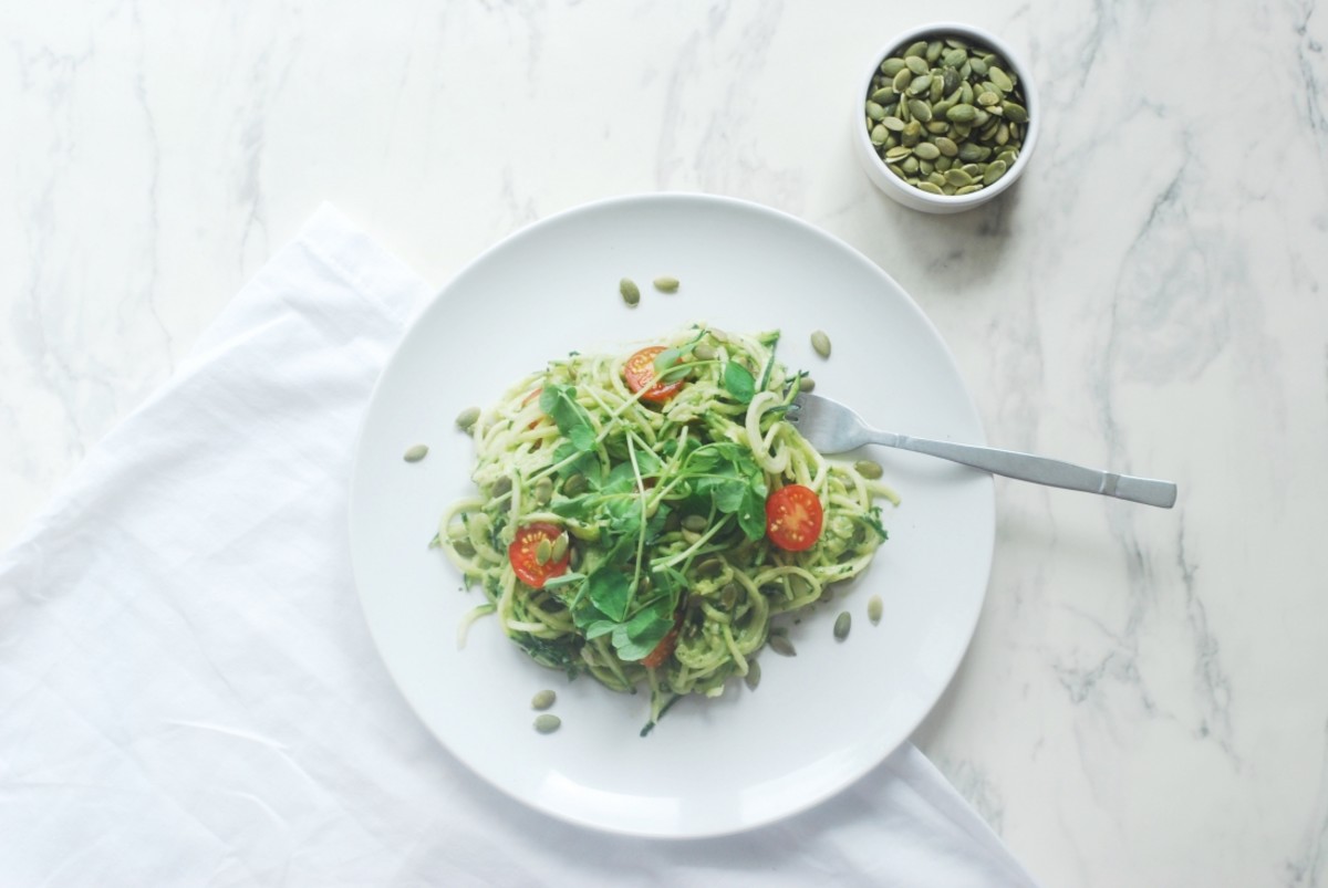 Raw Courgetti Salad with Creamy Vegan Avocado Dressing